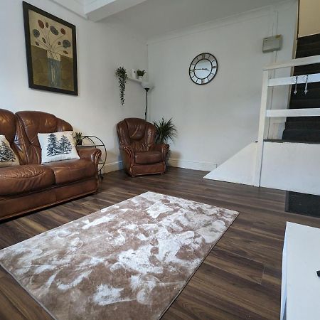 Whitchurch 1 Bedroom Apartment Кардіфф Екстер'єр фото