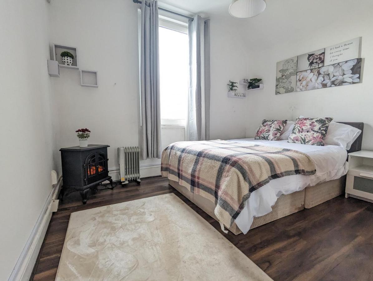 Whitchurch 1 Bedroom Apartment Кардіфф Екстер'єр фото
